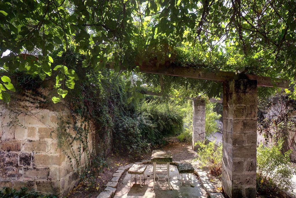 Tenuta Sant'Andrea Giuggianello Exterior photo